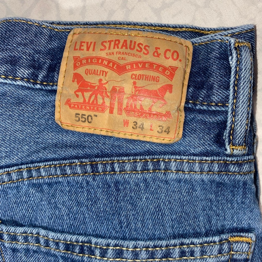 Levi’s 550 - Picture 3 of 4
